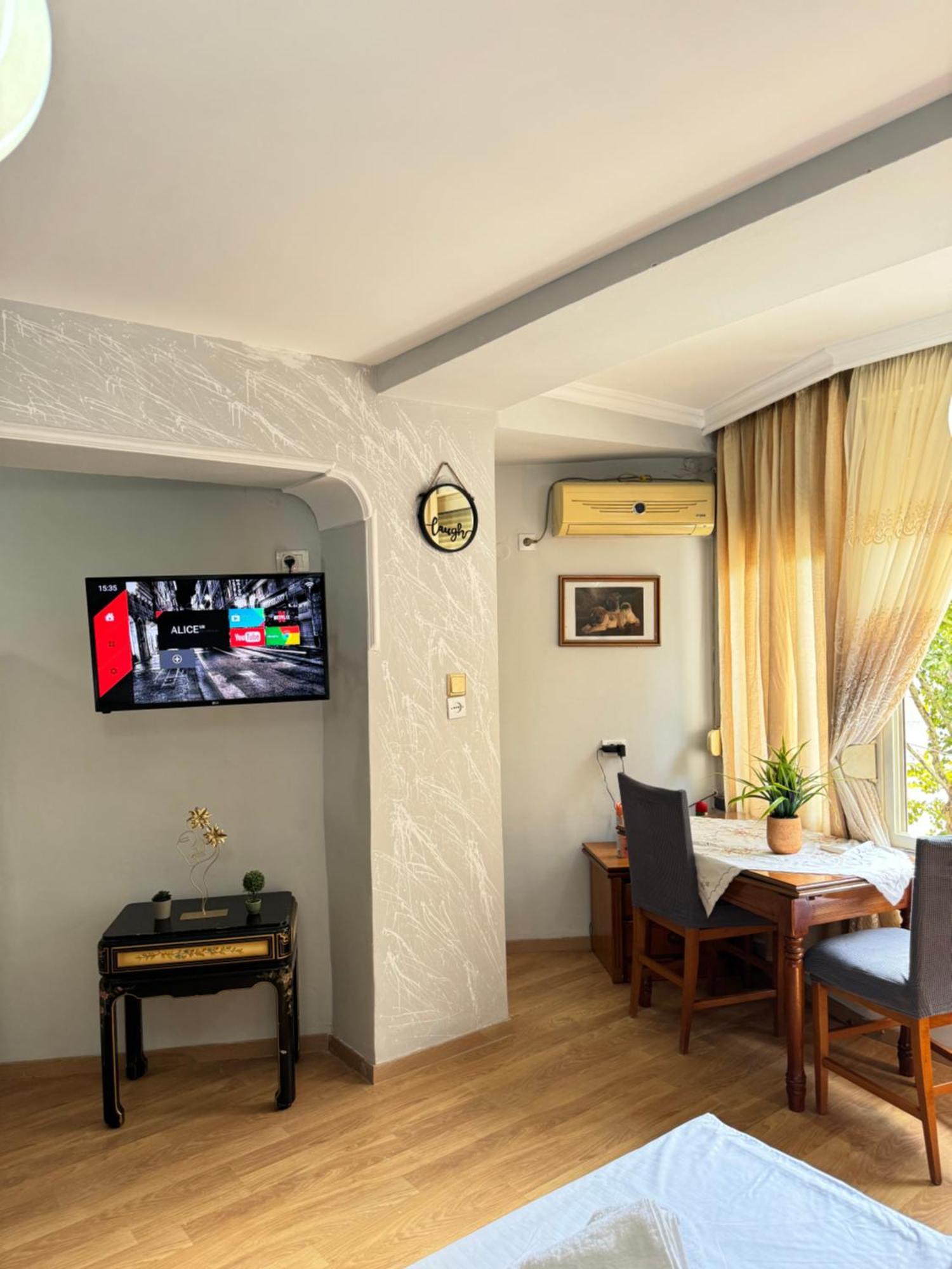Tirana Centre Lions Gate 9 Apartment エクステリア 写真