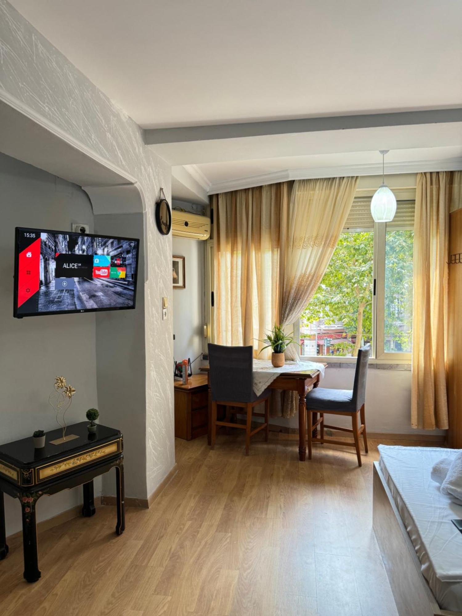 Tirana Centre Lions Gate 9 Apartment エクステリア 写真